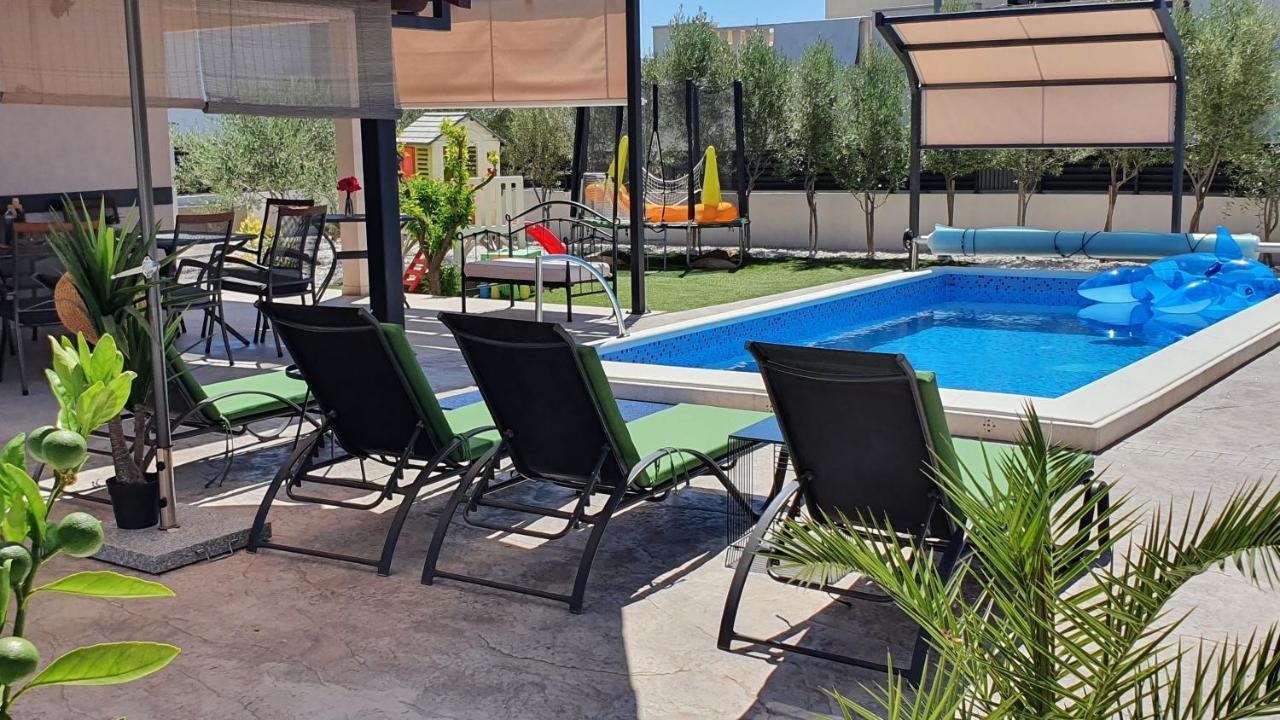 Villa Fides With Private Pool, Garden And Sea View Kaštel Novi 외부 사진
