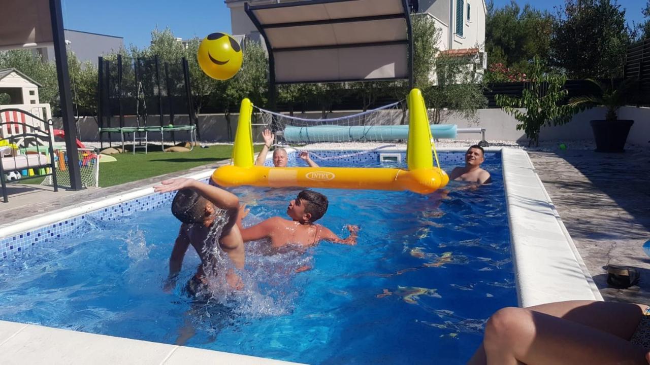Villa Fides With Private Pool, Garden And Sea View Kaštel Novi 외부 사진